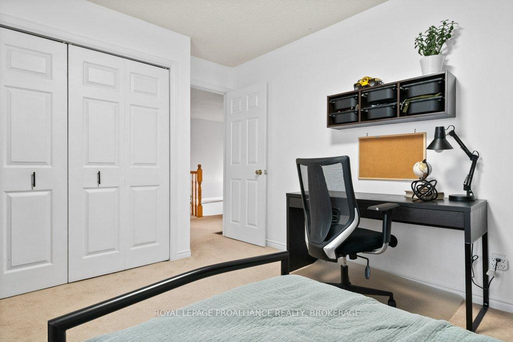 Photo 27 of 12 Limeridge Drive, Kingston, Kingston East (Incl Barret Crt) — HOMEH