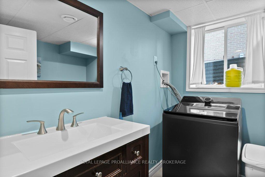 Photo 39 of 12 Limeridge Drive, Kingston, Kingston East (Incl Barret Crt) — HOMEH