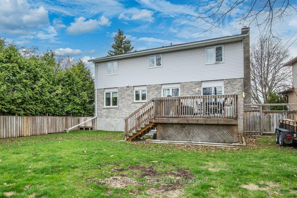 Photo 41 of 12 Limeridge Drive, Kingston, Kingston East (Incl Barret Crt) — HOMEH