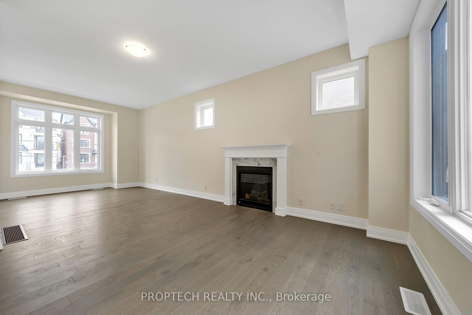Photo 6 of 14 York Downs Boulevard, Markham, Angus Glen — HOMEH