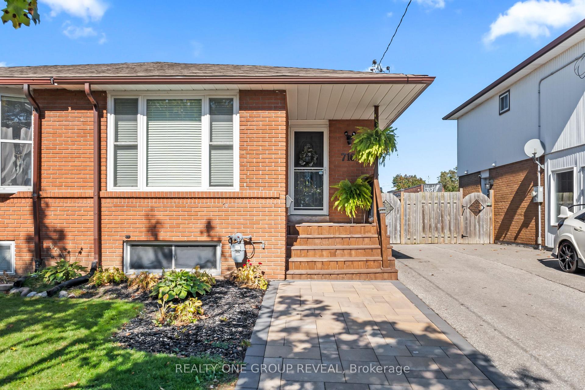 Front of 716 Kenora Avenue