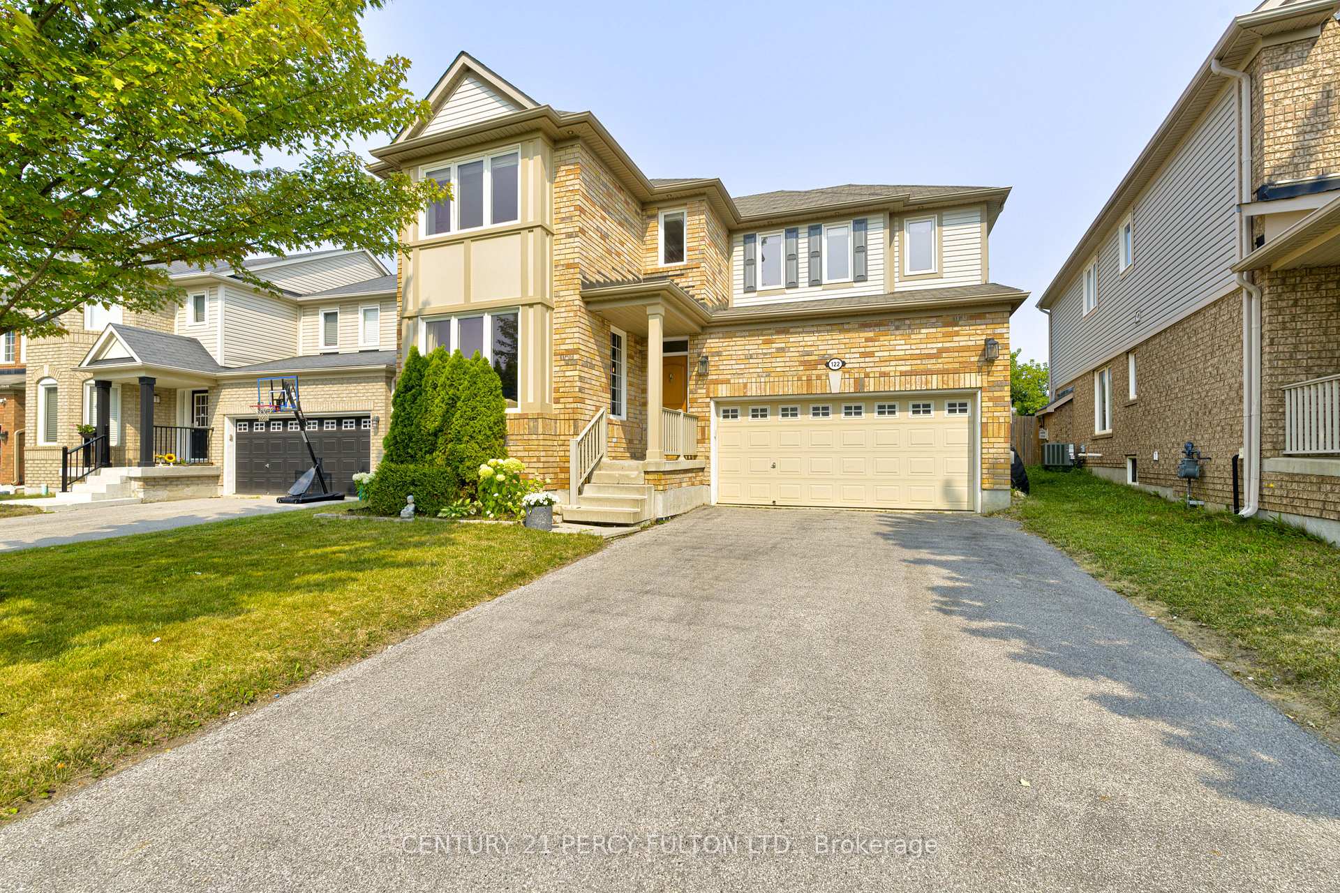 Photo 2 of 122 John W Taylor Avenue, New Tecumseth, Alliston — HOMEH