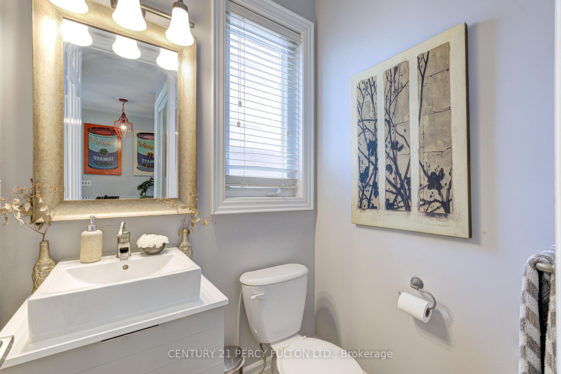Photo 13 of 122 John W Taylor Avenue, New Tecumseth, Alliston — HOMEH