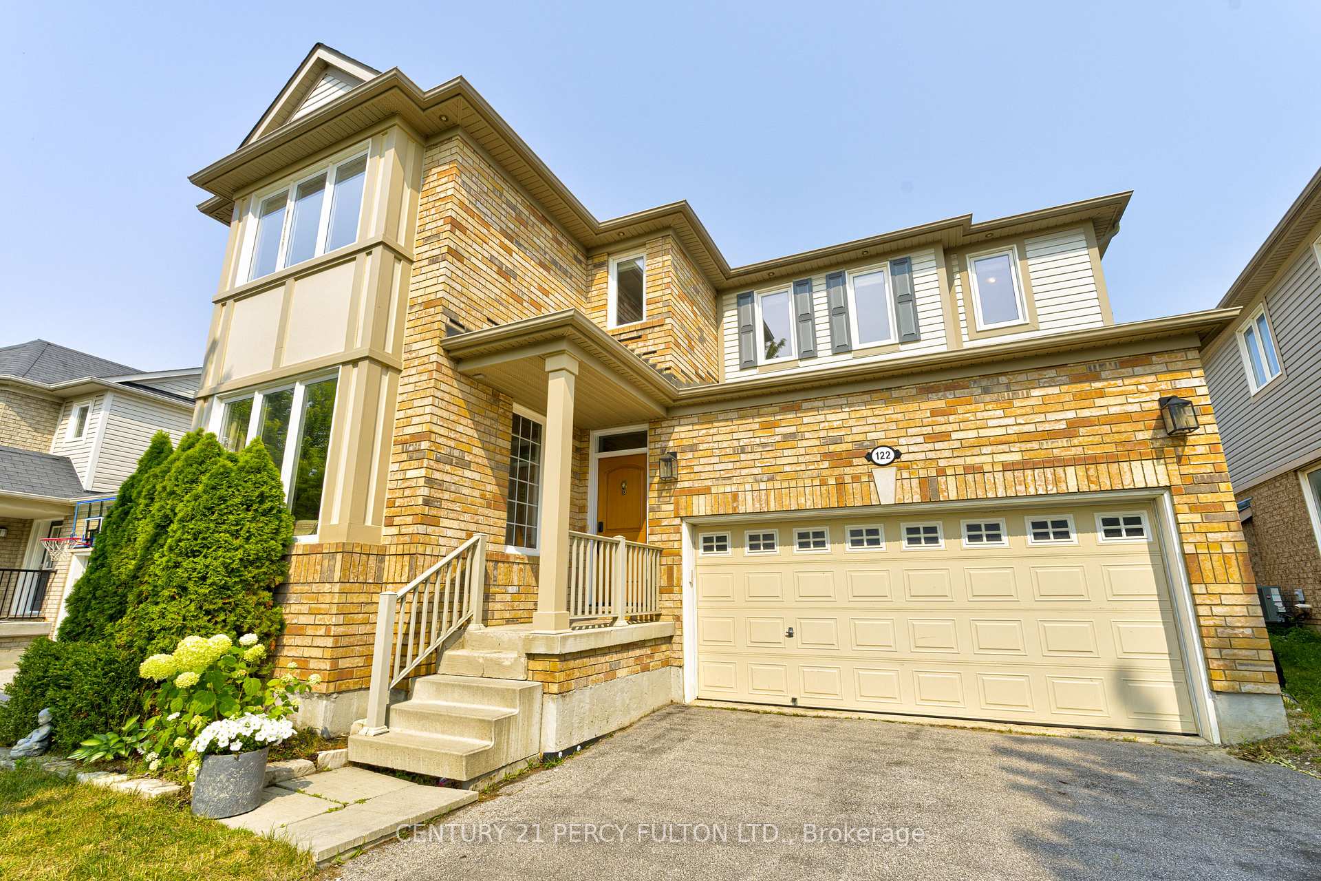 Photo 39 of 122 John W Taylor Avenue, New Tecumseth, Alliston — HOMEH