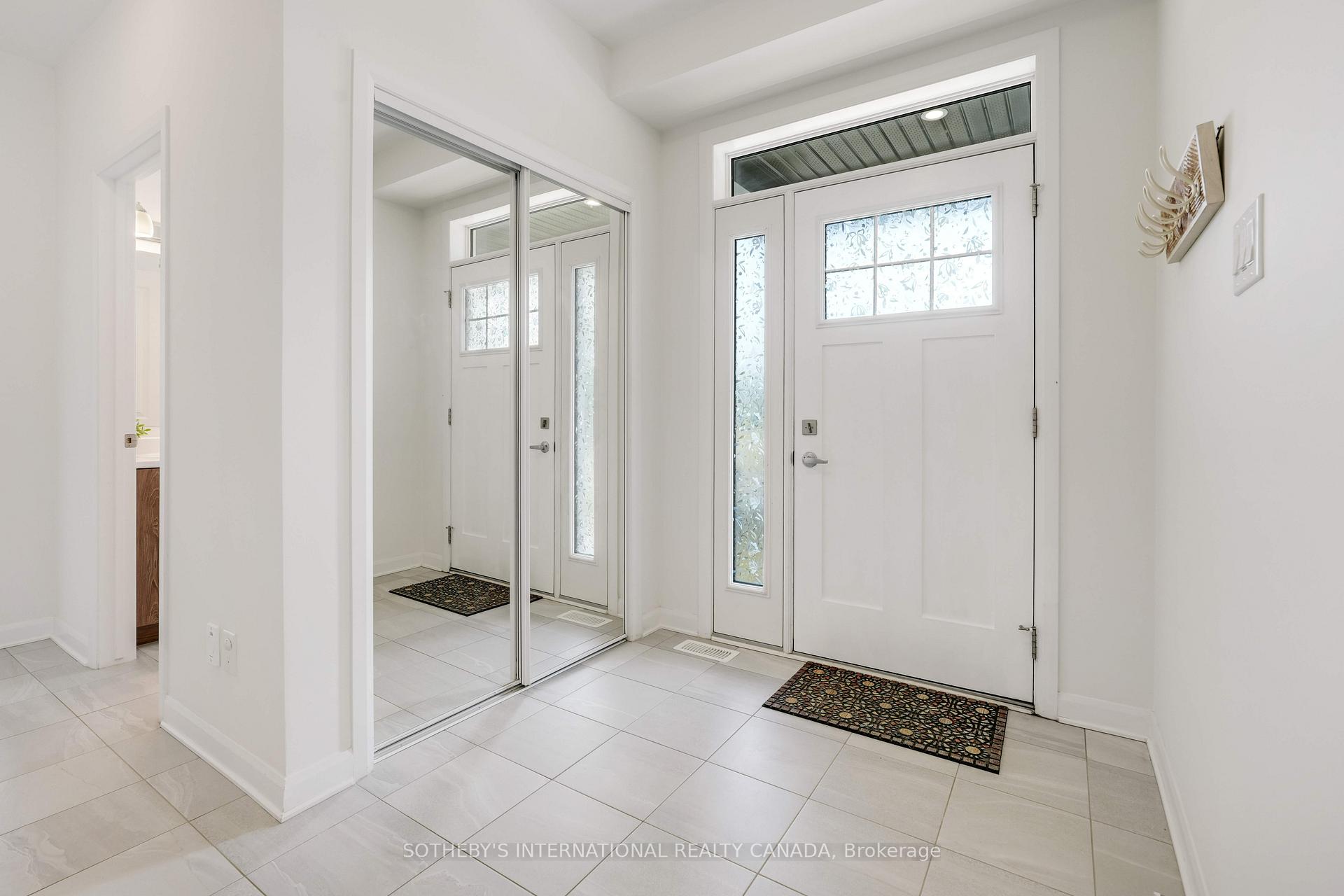 Photo 4 of 930 Serrano Street, Ottawa, Avalon East — HOMEH
