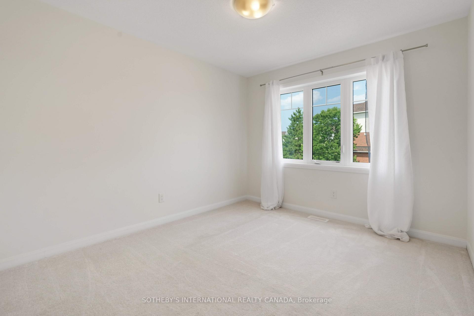 Photo 27 of 930 Serrano Street, Ottawa, Avalon East — HOMEH