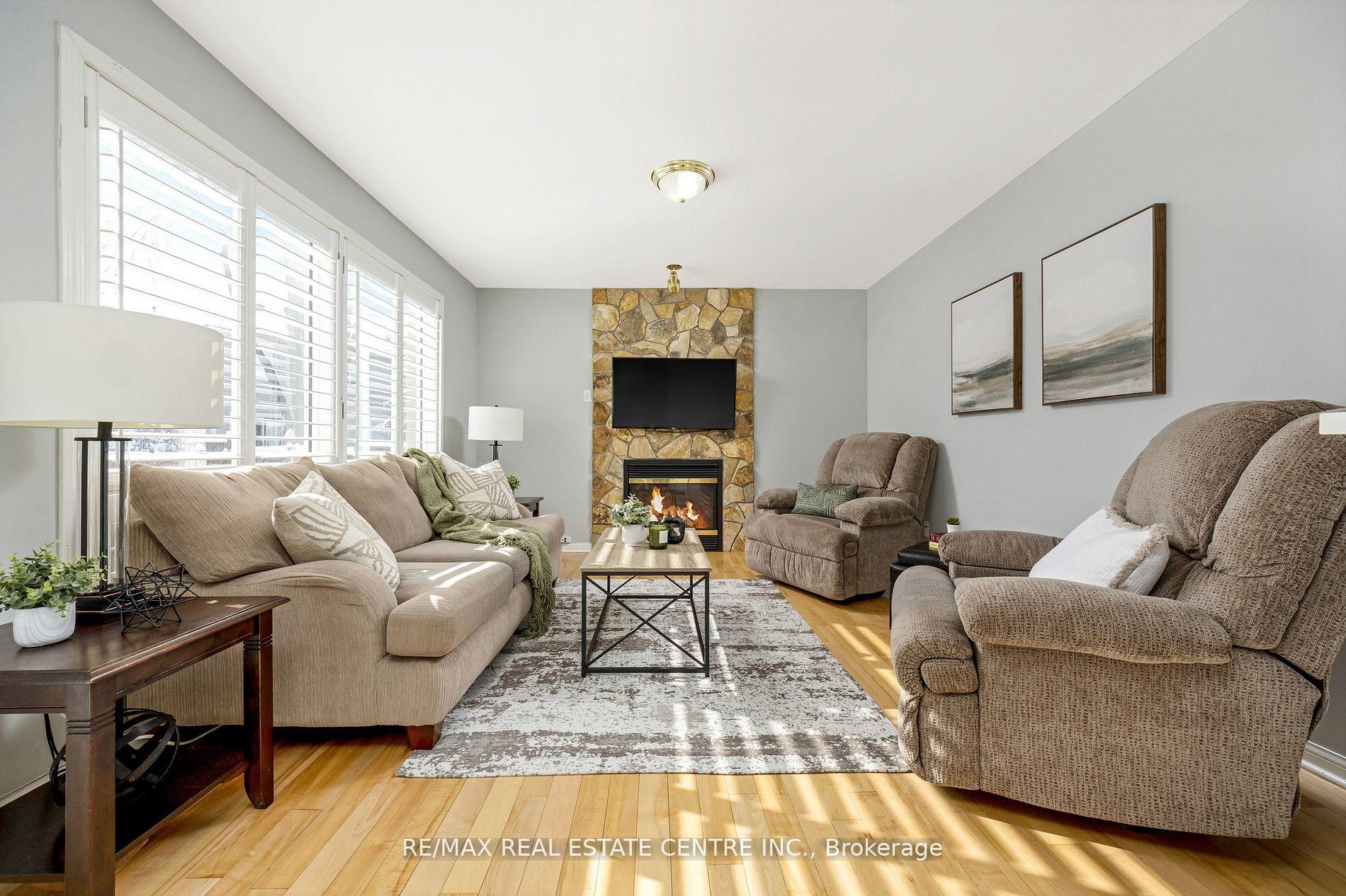 Photo 13 of 468 Trudeau Drive, Milton, Clarke — HOMEH