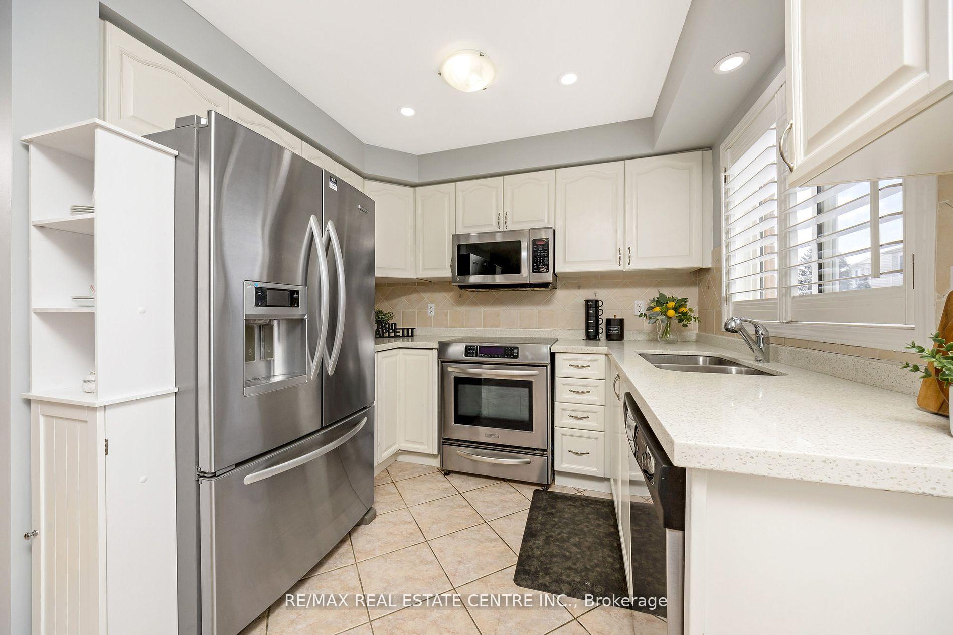 Photo 36 of 468 Trudeau Drive, Milton, Clarke — HOMEH