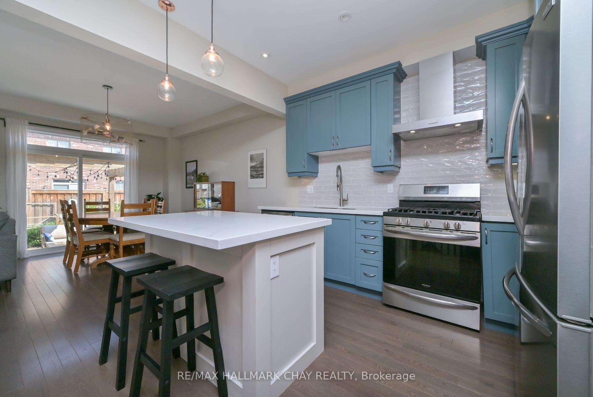 Photo 6 of 32 Pitel Drive, New Tecumseth, Rural New Tecumseth — HOMEH