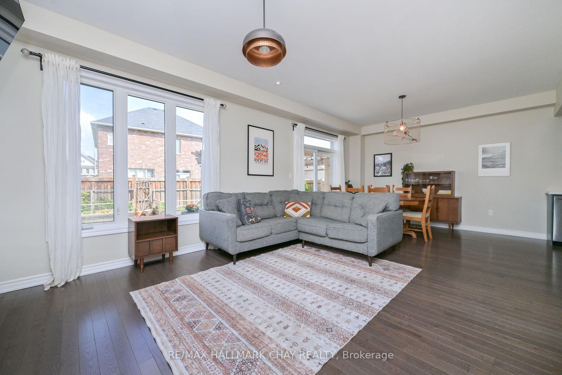 Photo 14 of 32 Pitel Drive, New Tecumseth, Rural New Tecumseth — HOMEH