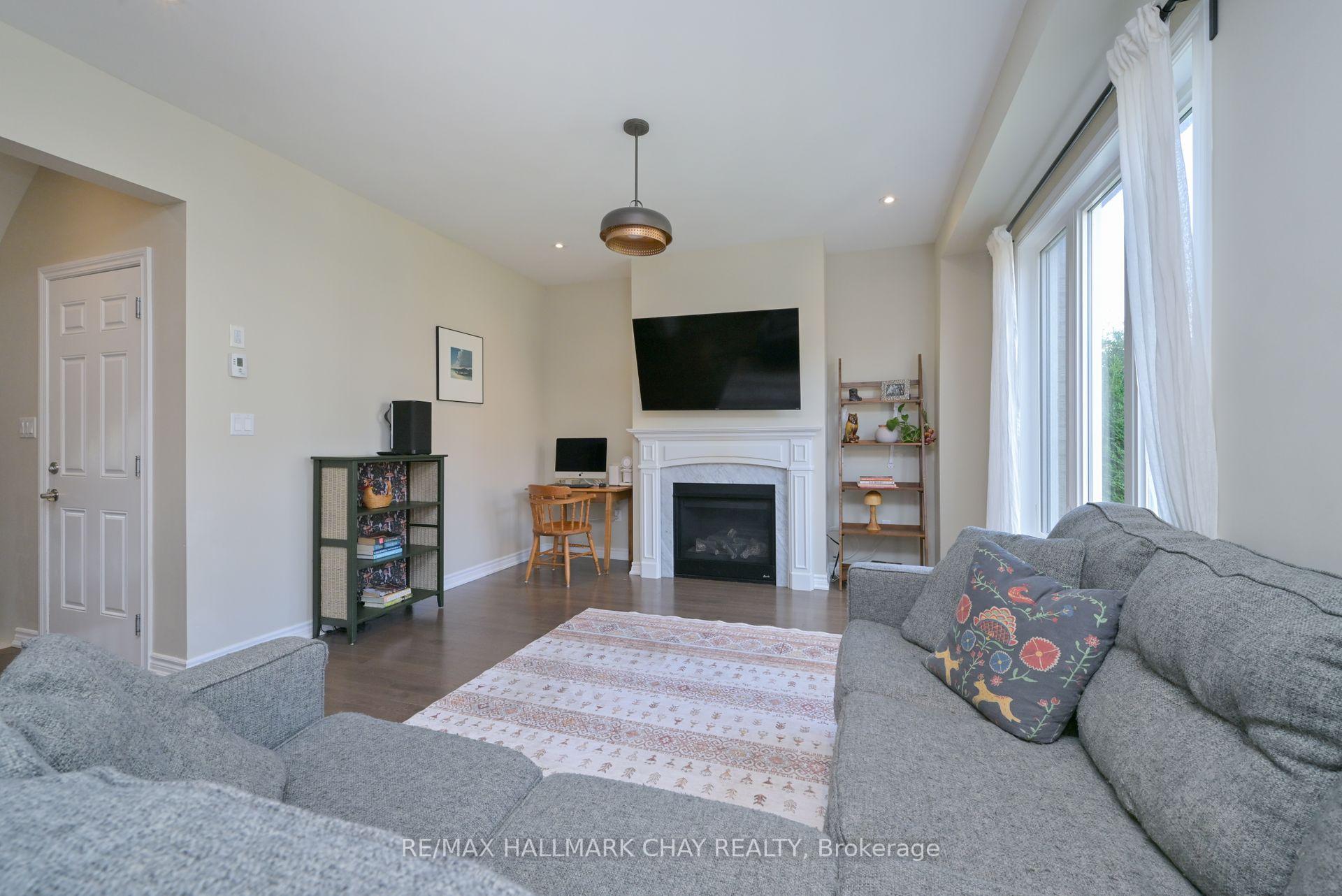 Photo 15 of 32 Pitel Drive, New Tecumseth, Rural New Tecumseth — HOMEH