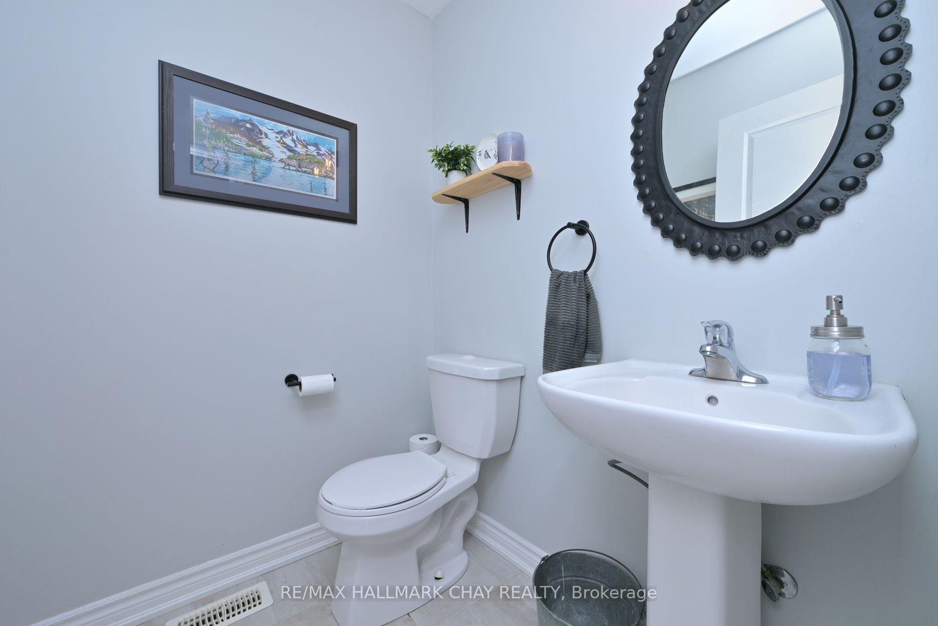 Photo 17 of 32 Pitel Drive, New Tecumseth, Rural New Tecumseth — HOMEH