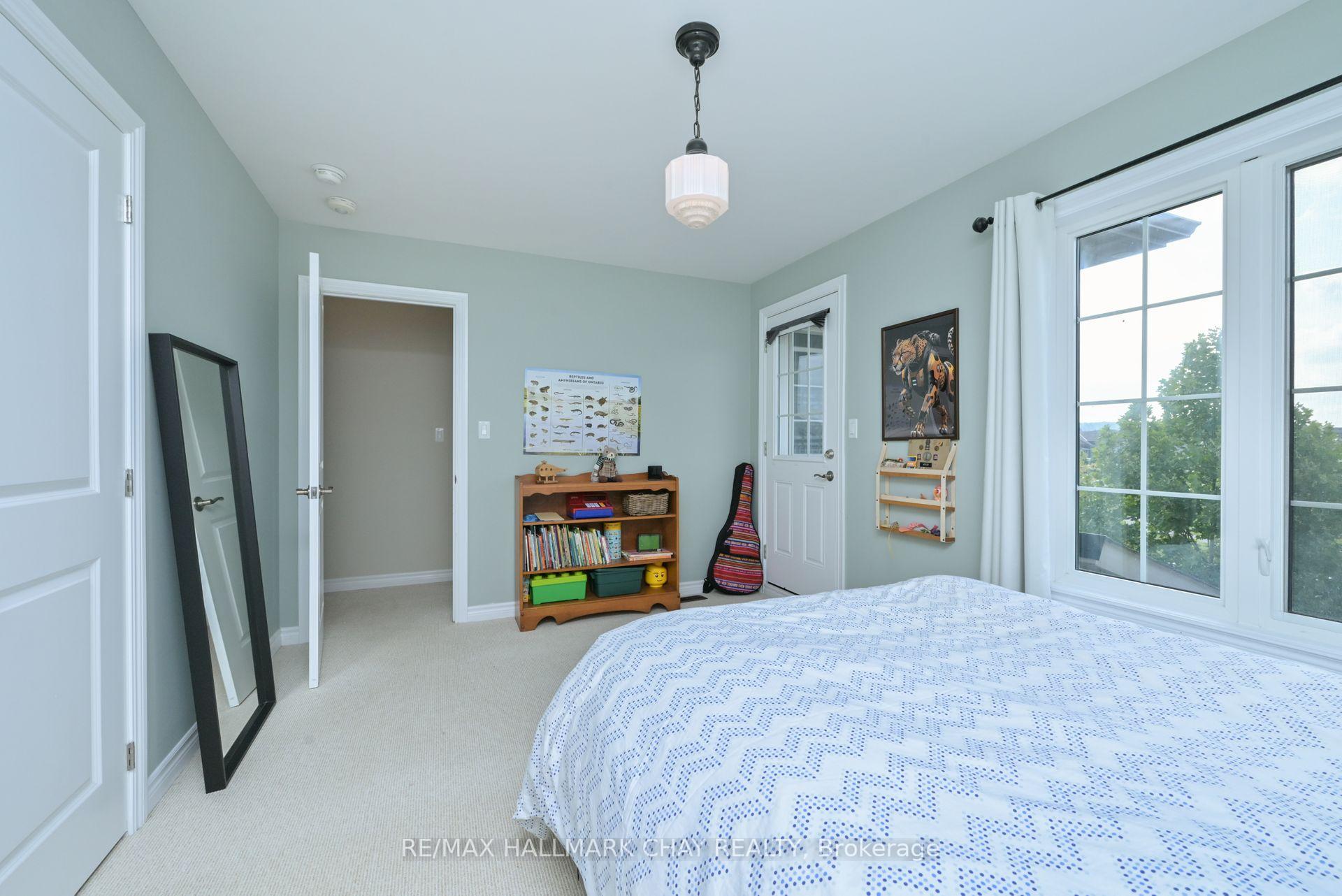 Photo 25 of 32 Pitel Drive, New Tecumseth, Rural New Tecumseth — HOMEH