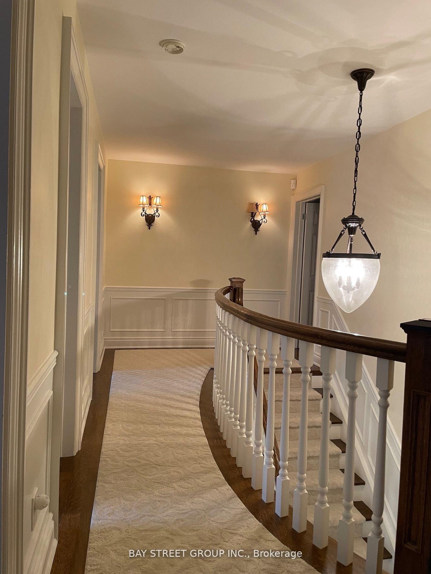 Photo 6 of 10 Dell Glen Court, Markham, Royal Orchard — HOMEH