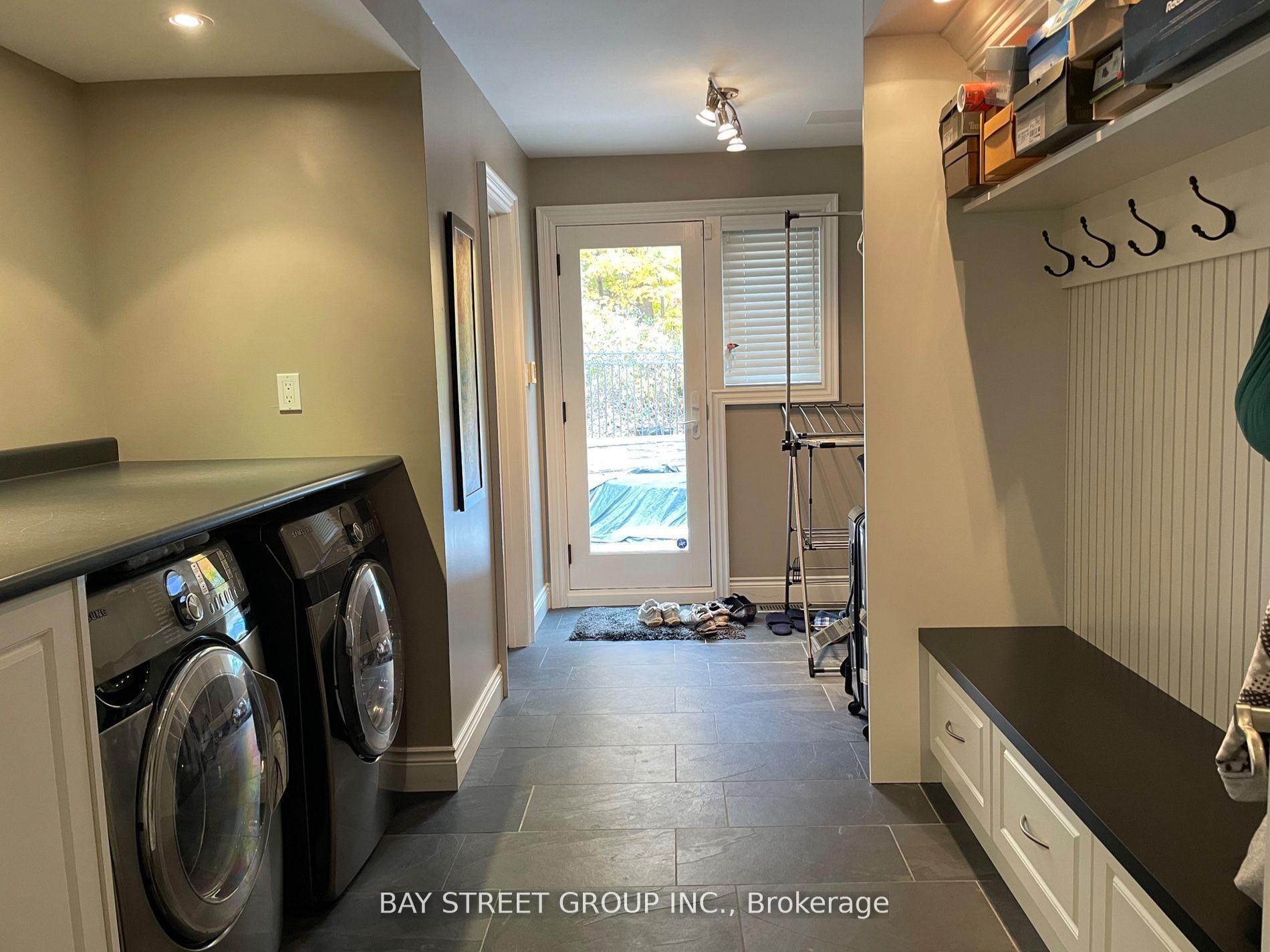 Photo 7 of 10 Dell Glen Court, Markham, Royal Orchard — HOMEH