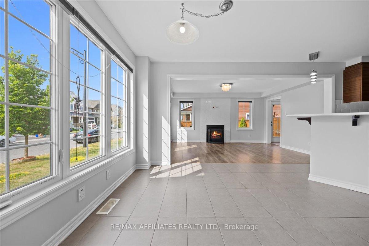 Photo 5 of 300 Sweetfern Crescent, Ottawa, Avalon West — HOMEH