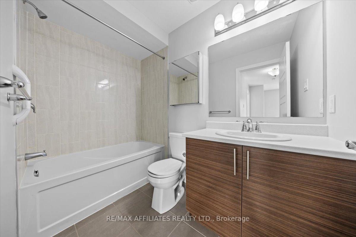 Photo 22 of 300 Sweetfern Crescent, Ottawa, Avalon West — HOMEH