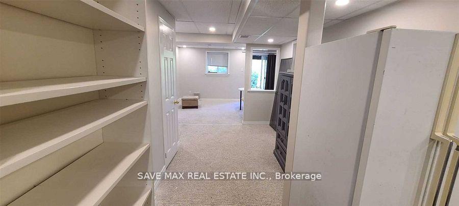 Photo 8 of Unit Bsmnt, 246 Doubtfire Crescent, Markham, Middlefield — HOMEH
