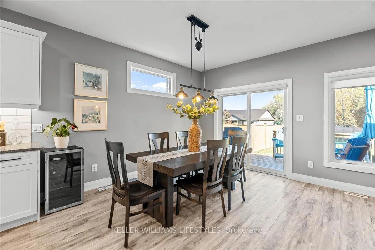 Photo 15 of 92 Queen Street, North Middlesex, Ailsa Craig — HOMEH