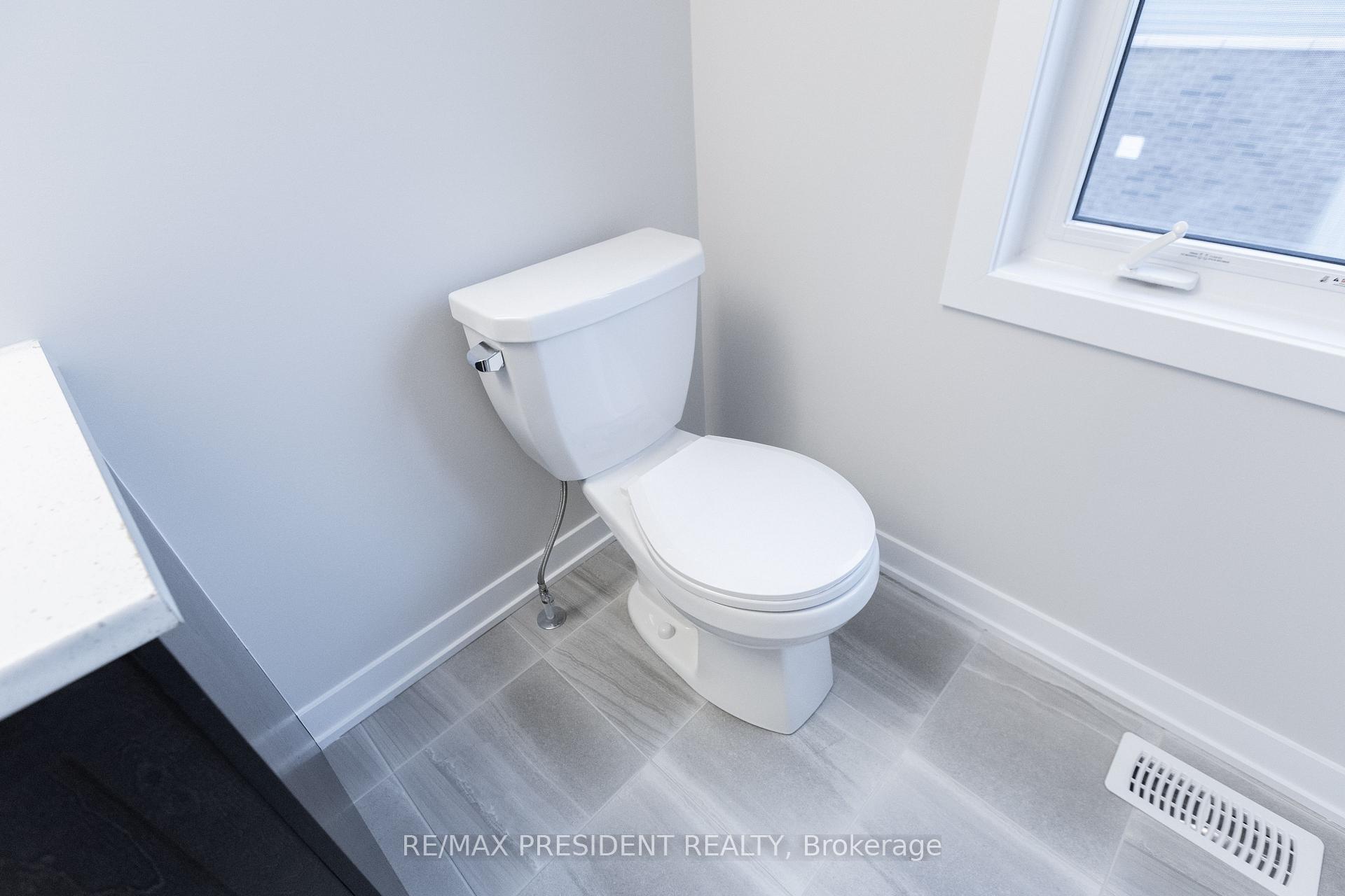 Photo 37 of 339 Falsetto Street, Ottawa, Mer Bleue/Bradley Estates/Anderson Park — HOMEH