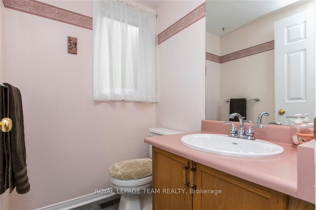 Photo 21 of 1495 Delia Crescent N, Ottawa, Fallingbrook/Ridgemount — HOMEH