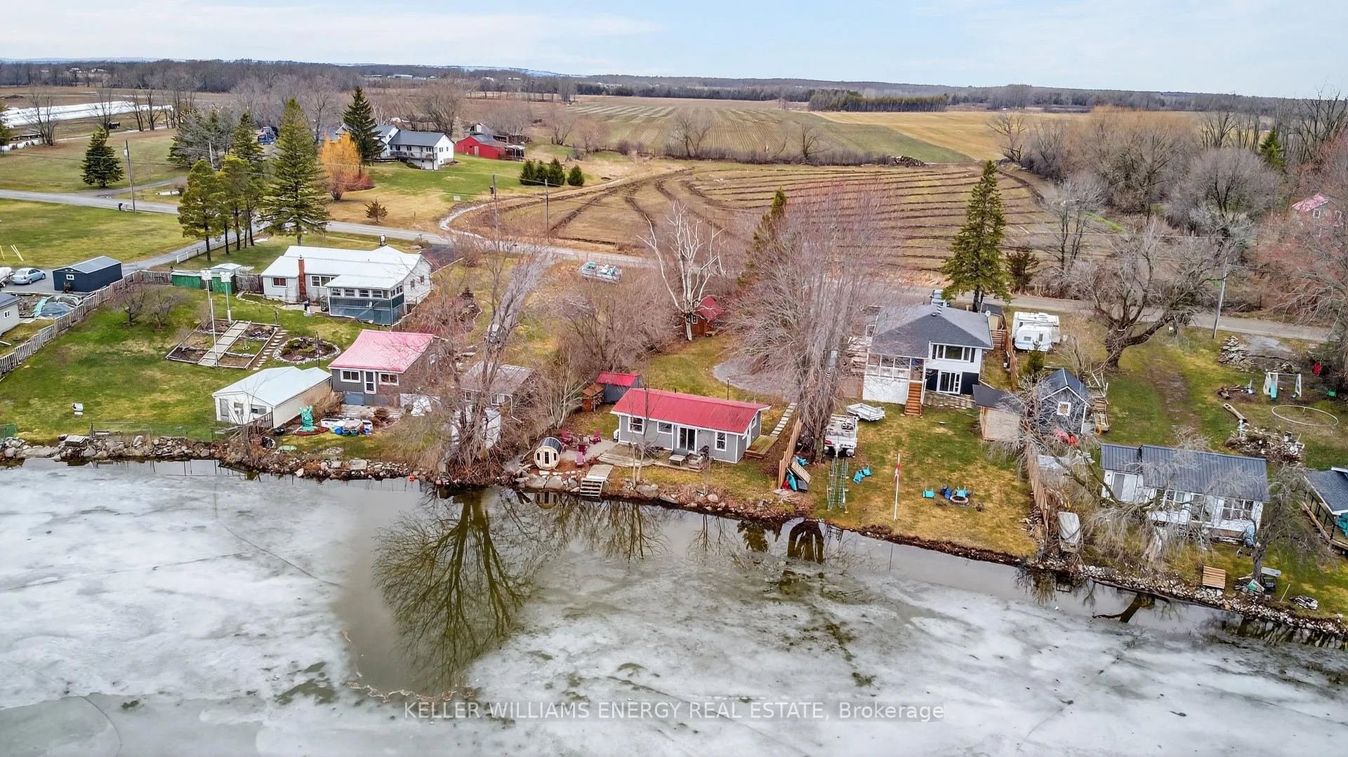 Photo 4 of 1071C Lakeside Drive, Prince Edward County, Ameliasburg Ward — HOMEH