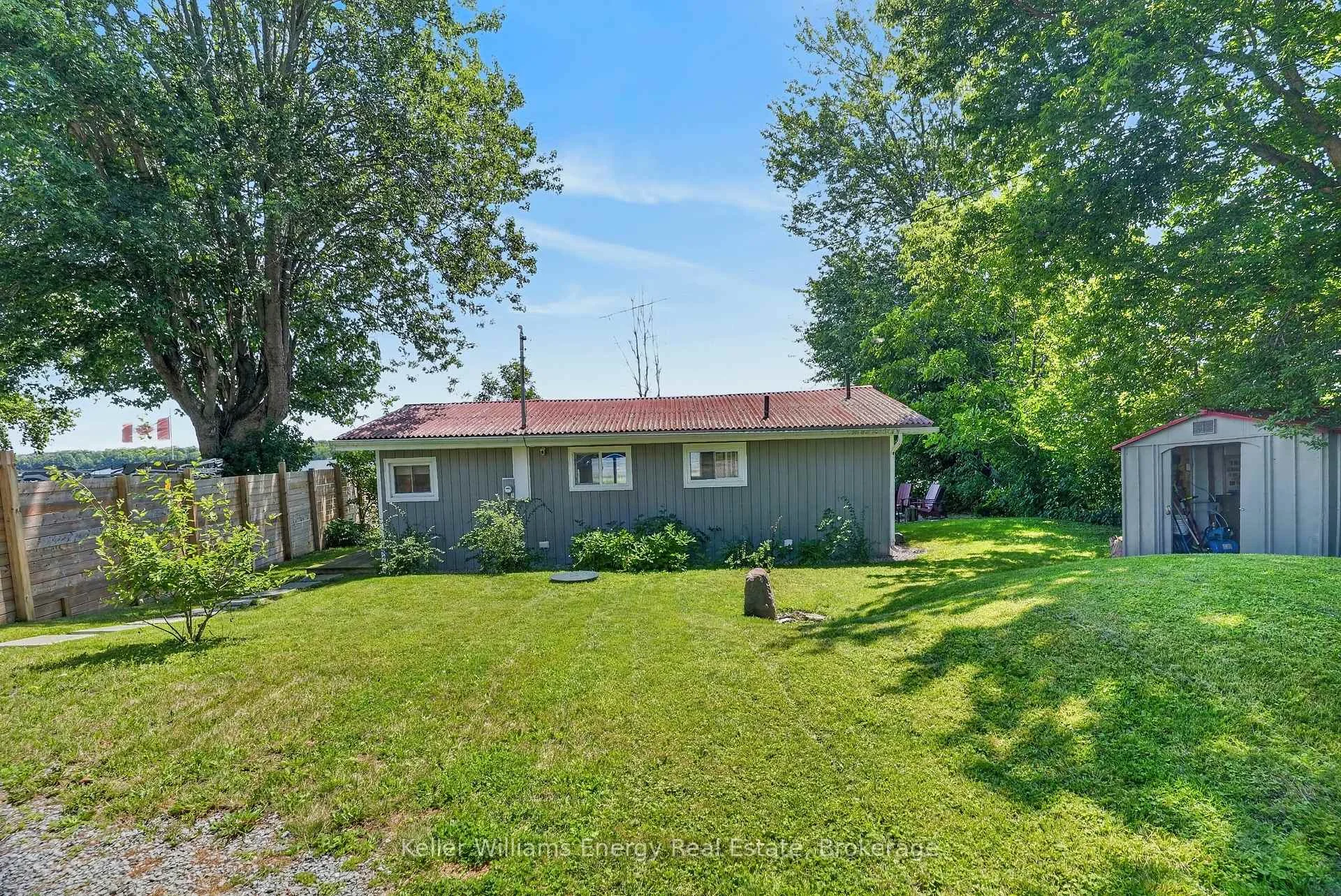 Photo 11 of 1071C Lakeside Drive, Prince Edward County, Ameliasburg Ward — HOMEH