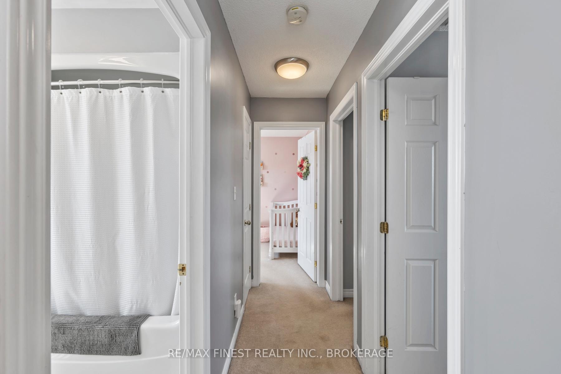 Photo 14 of 607 Heritage Court, Kingston, East Gardiners Rd — HOMEH
