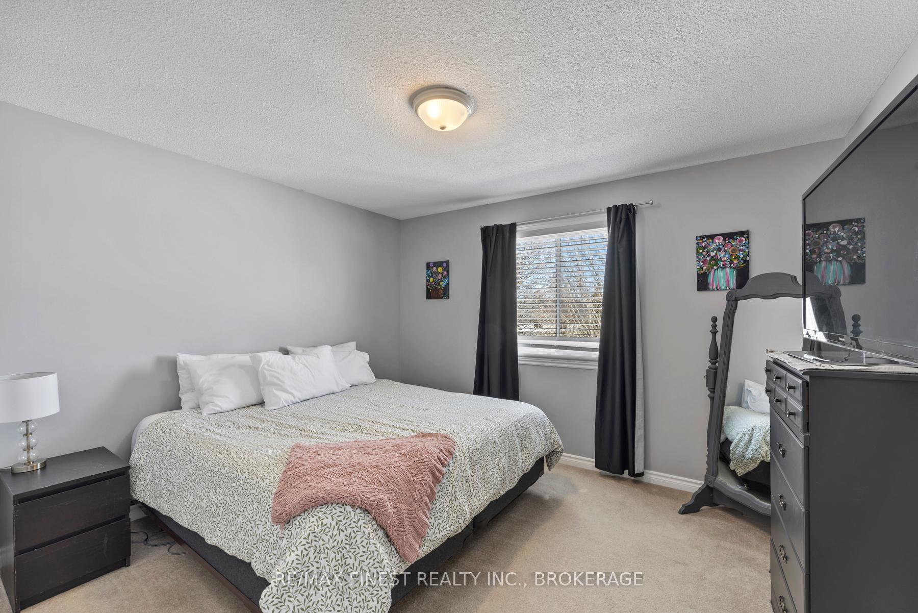 Photo 20 of 607 Heritage Court, Kingston, East Gardiners Rd — HOMEH