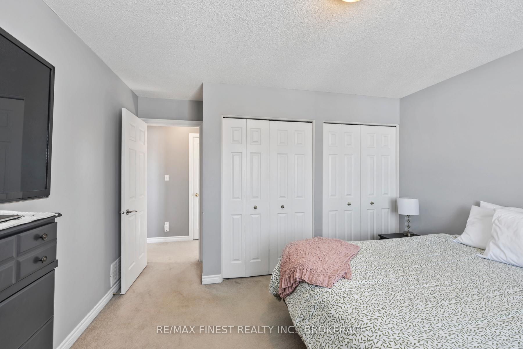 Photo 21 of 607 Heritage Court, Kingston, East Gardiners Rd — HOMEH