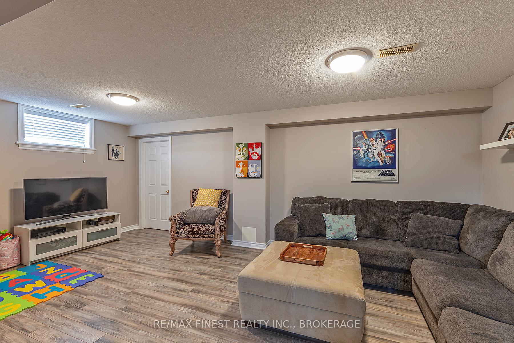 Photo 28 of 607 Heritage Court, Kingston, East Gardiners Rd — HOMEH