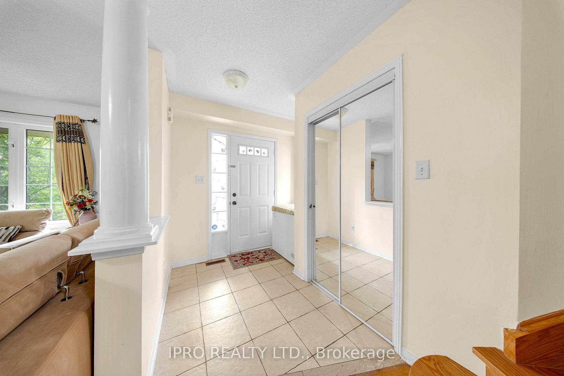 Photo 2 of 1244 Mowat Lane, Milton, Dempsey — HOMEH