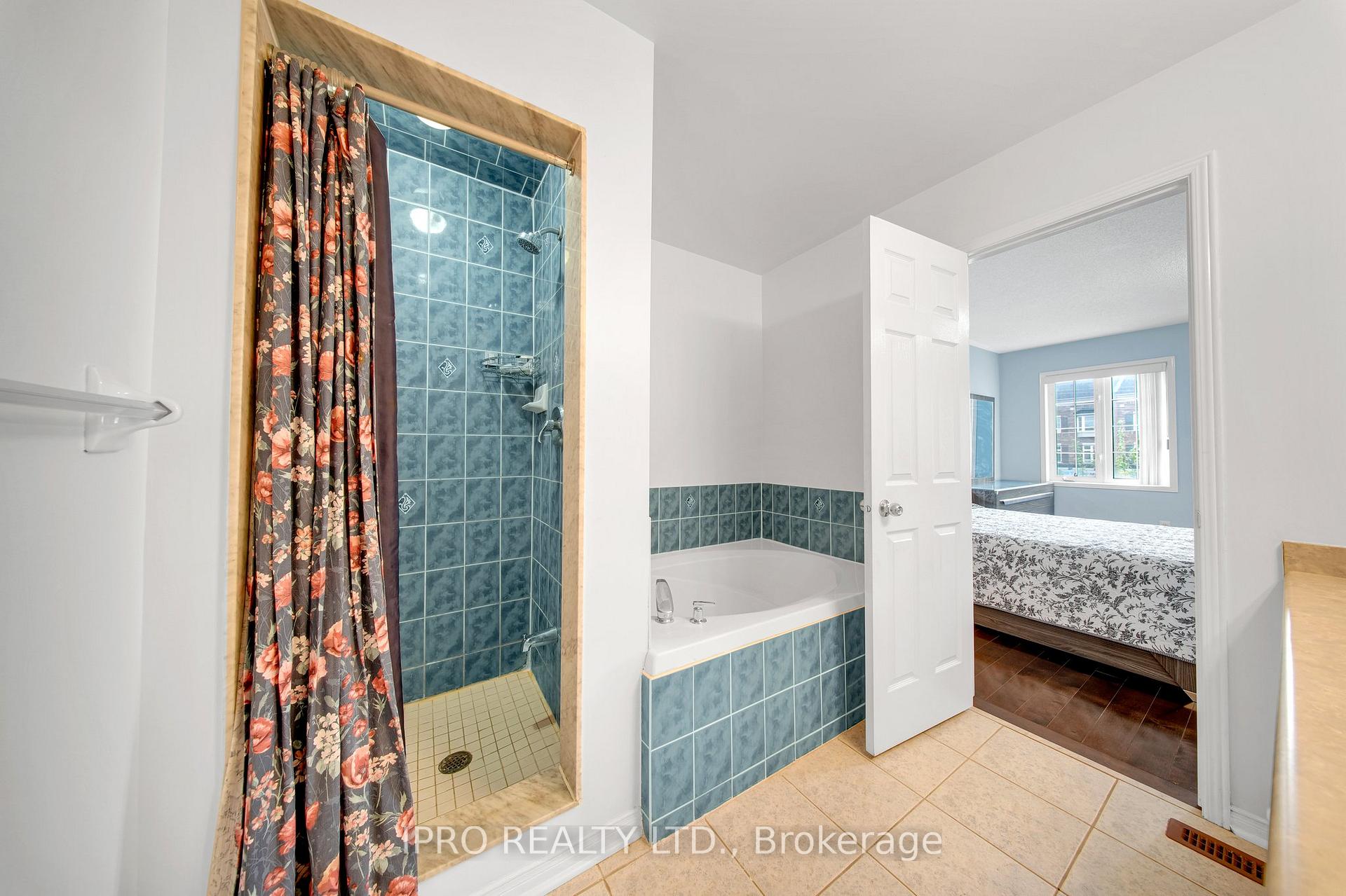 Photo 20 of 1244 Mowat Lane, Milton, Dempsey — HOMEH