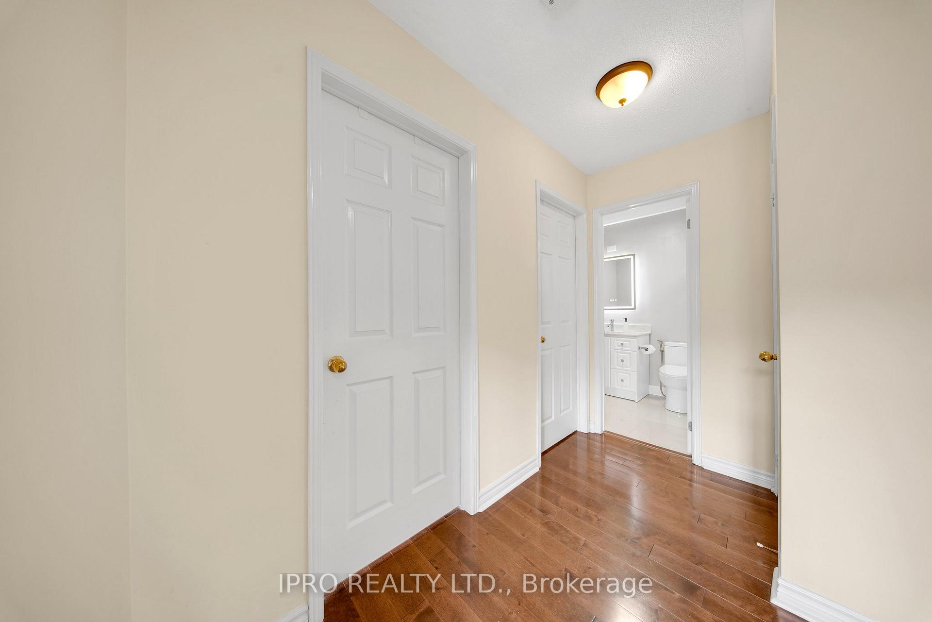 Photo 18 of 1244 Mowat Lane, Milton, Dempsey — HOMEH