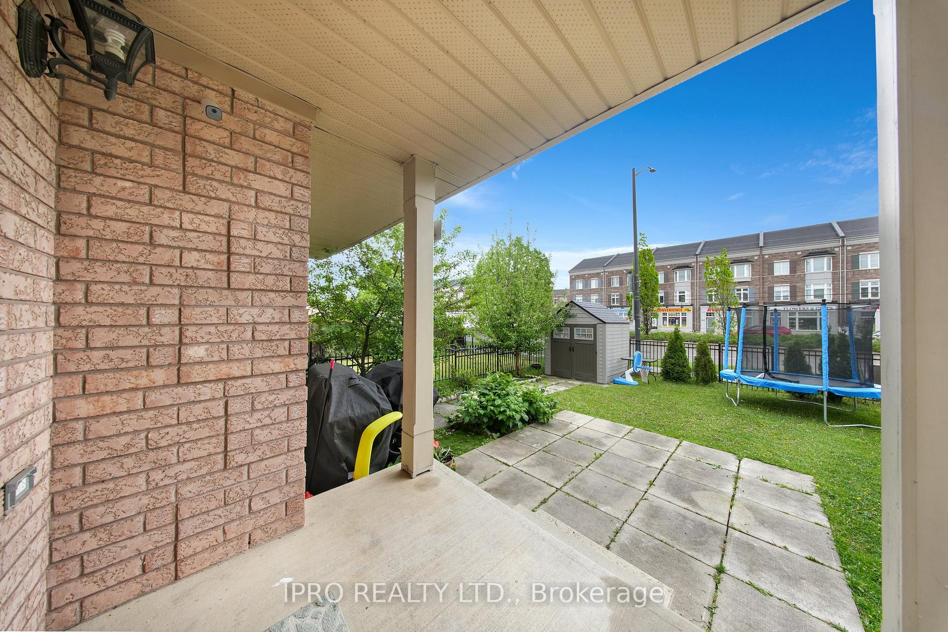 Photo 16 of 1244 Mowat Lane, Milton, Dempsey — HOMEH