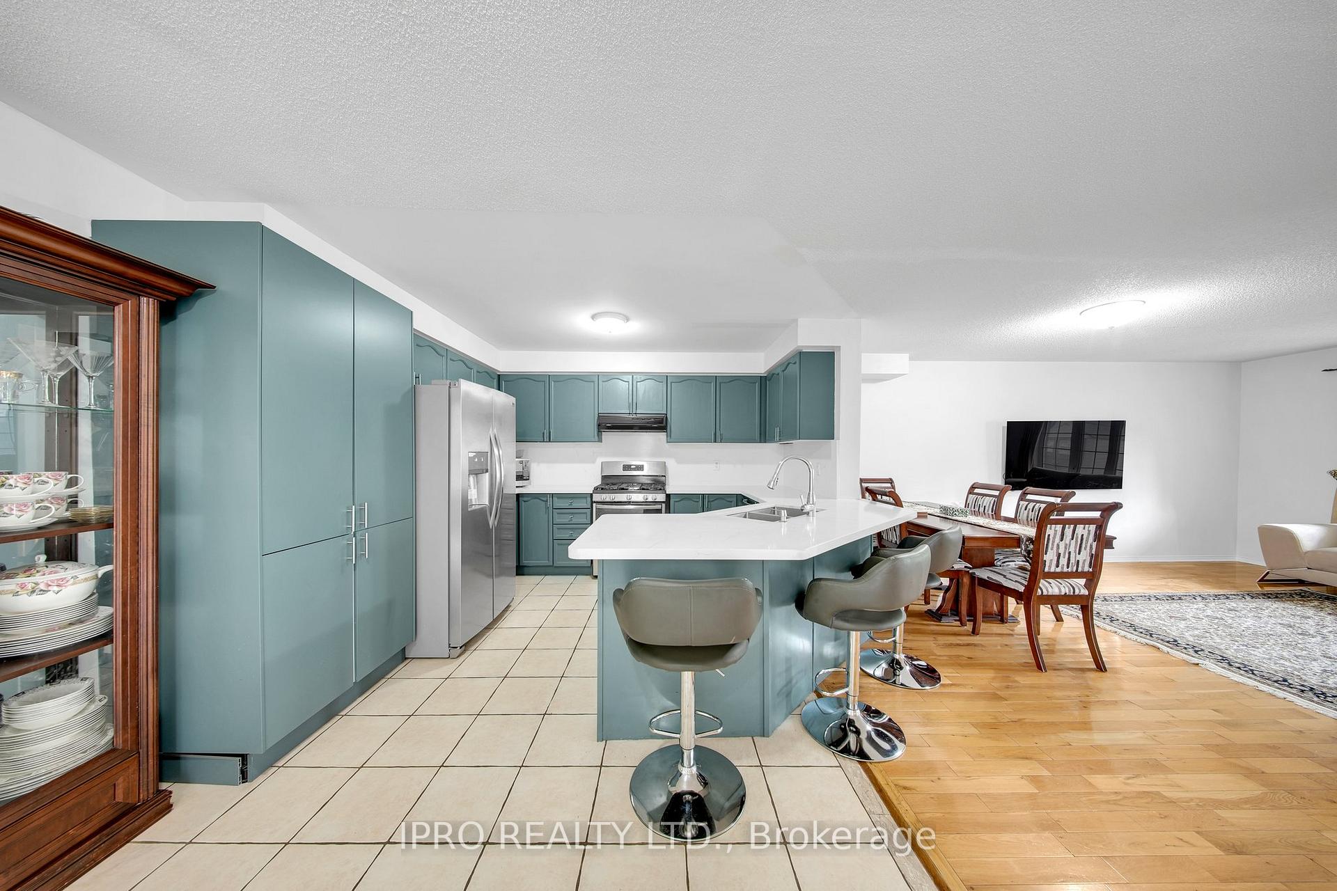 Photo 26 of 1244 Mowat Lane, Milton, Dempsey — HOMEH
