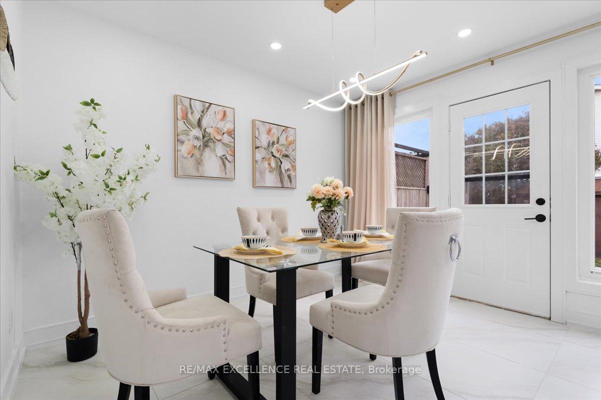 Photo 11 of 1287 Venus Crescent, Oshawa, Lakeview — HOMEH