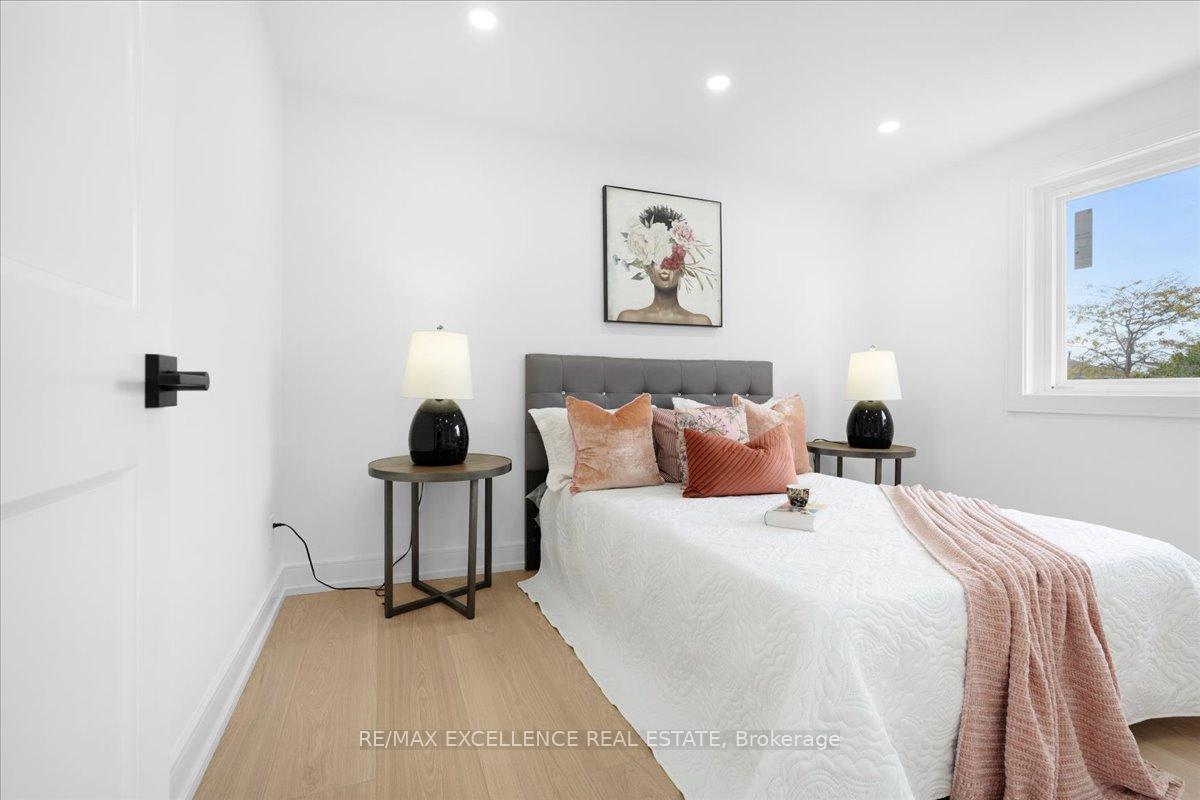 Photo 24 of 1287 Venus Crescent, Oshawa, Lakeview — HOMEH