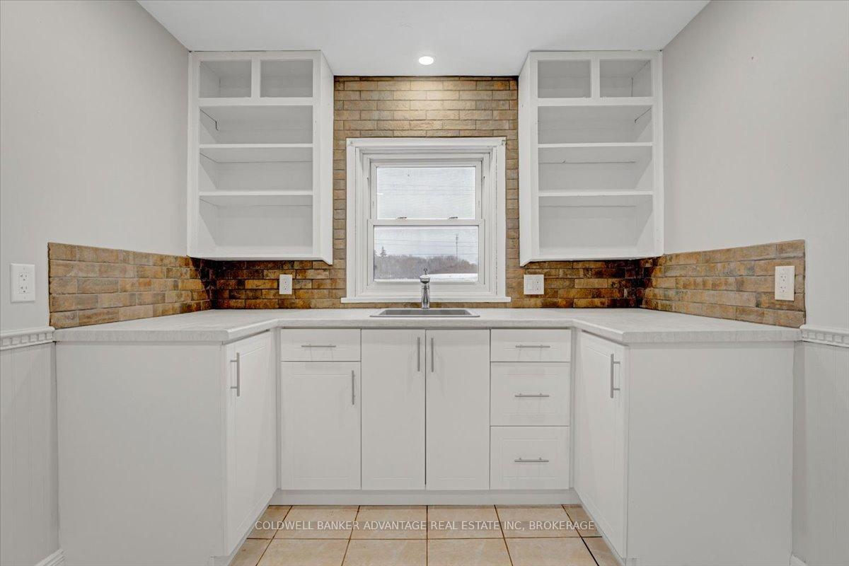 Photo 15 of 1410 Balfour Street, Pelham, Fenwick — HOMEH
