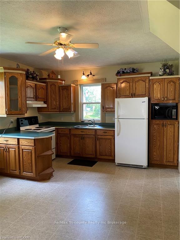 Photo 7 of 209 Main Street E, Norwich, Otterville — HOMEH
