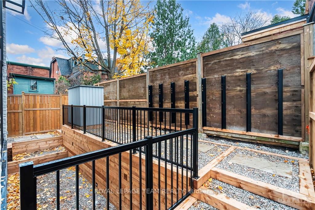 Photo 10 of Unit 2, 352 Lyon Street N, Ottawa, Ottawa Centre — HOMEH