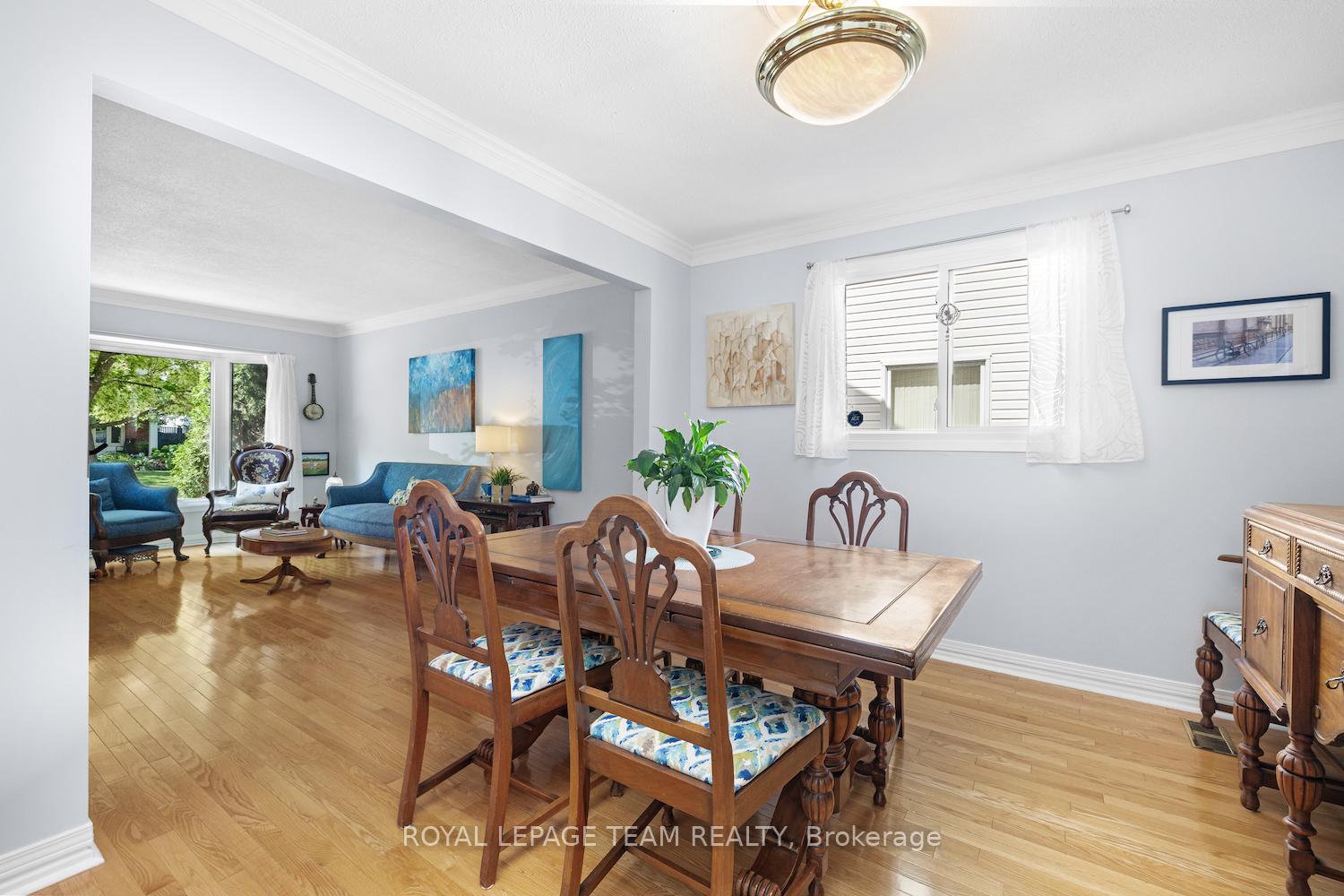 Photo 8 of 1179 St Moritz Court, Ottawa, Convent Glen North — HOMEH