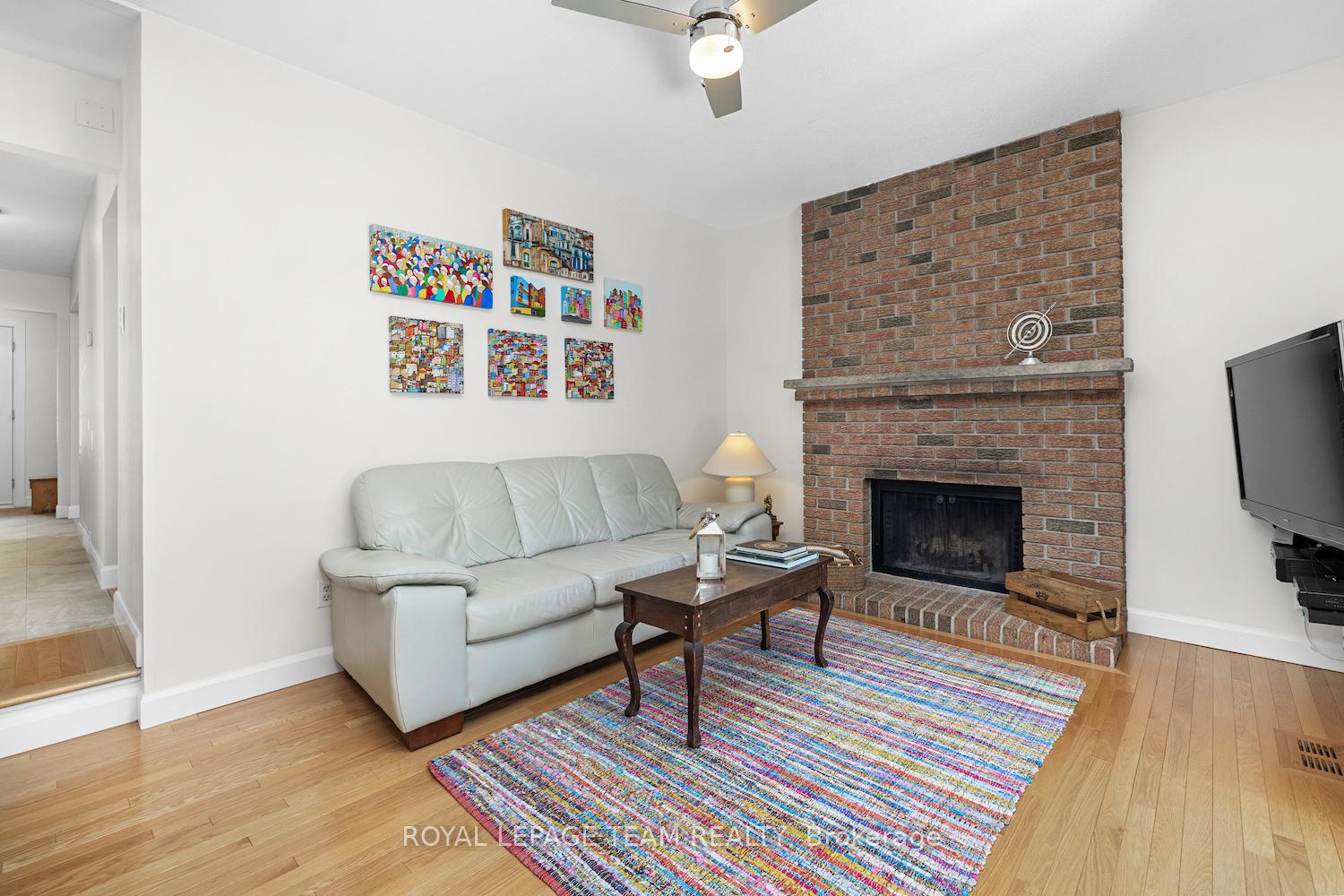Photo 13 of 1179 St Moritz Court, Ottawa, Convent Glen North — HOMEH
