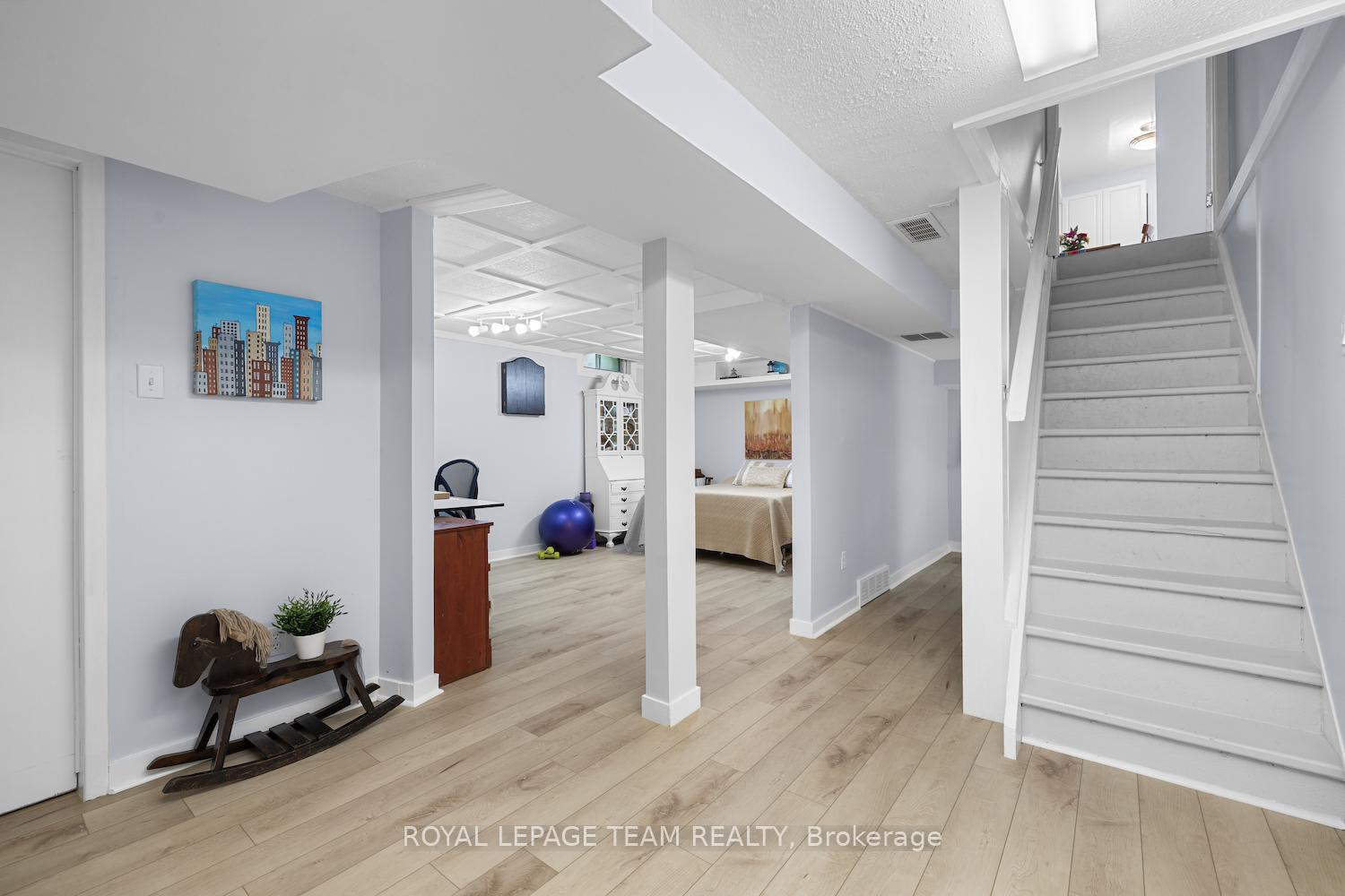 Photo 20 of 1179 St Moritz Court, Ottawa, Convent Glen North — HOMEH