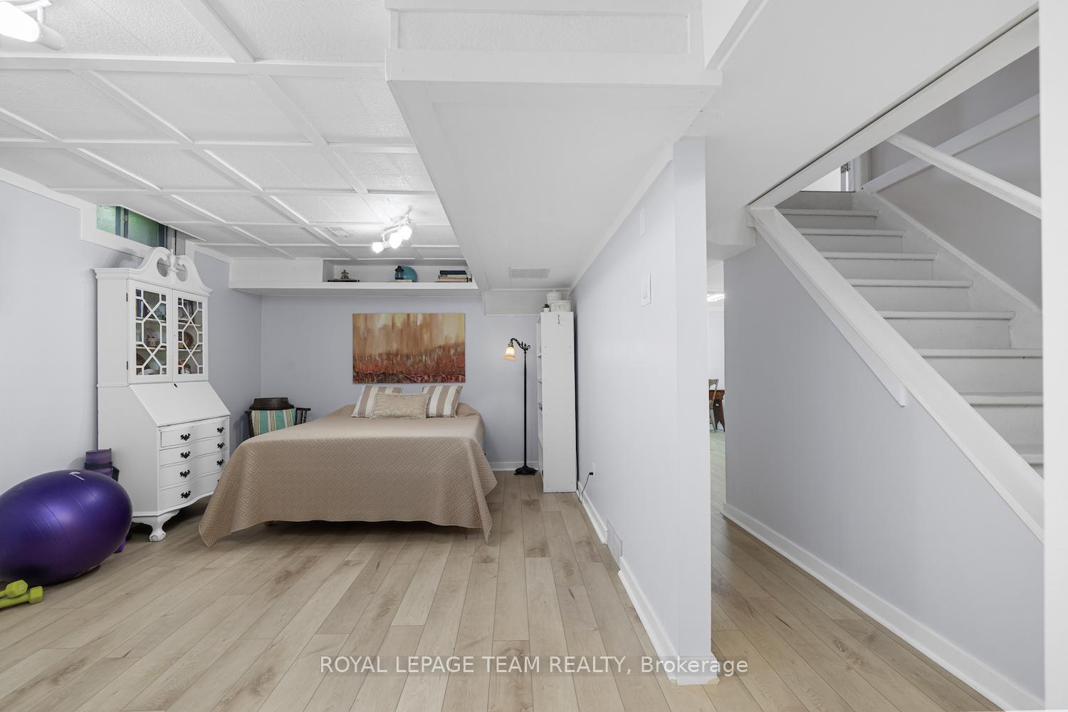 Photo 21 of 1179 St Moritz Court, Ottawa, Convent Glen North — HOMEH