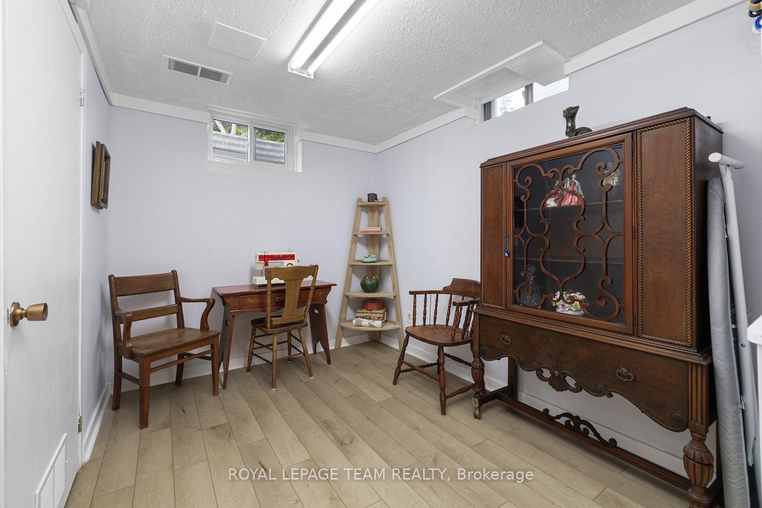 Photo 23 of 1179 St Moritz Court, Ottawa, Convent Glen North — HOMEH