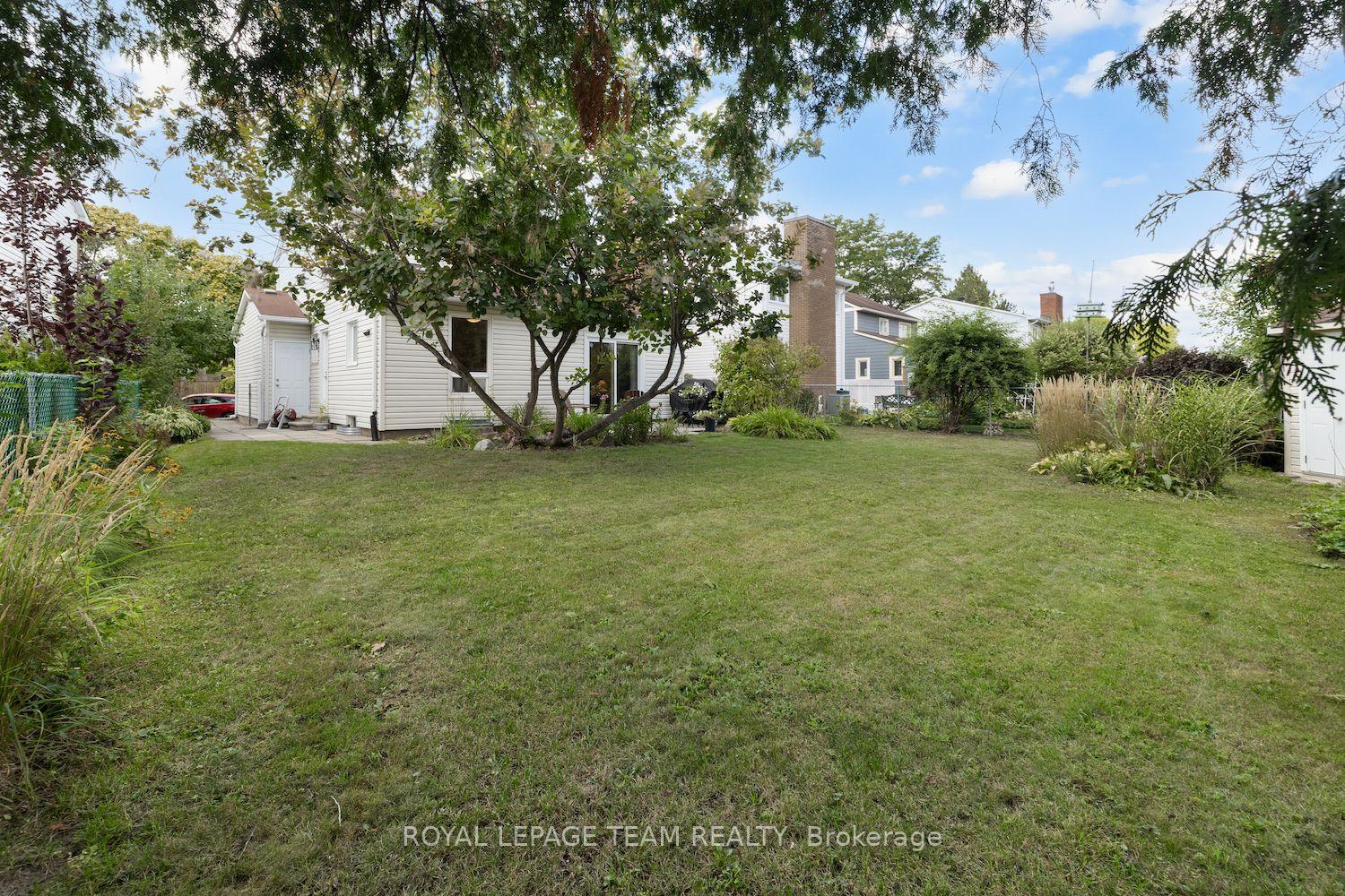 Photo 29 of 1179 St Moritz Court, Ottawa, Convent Glen North — HOMEH
