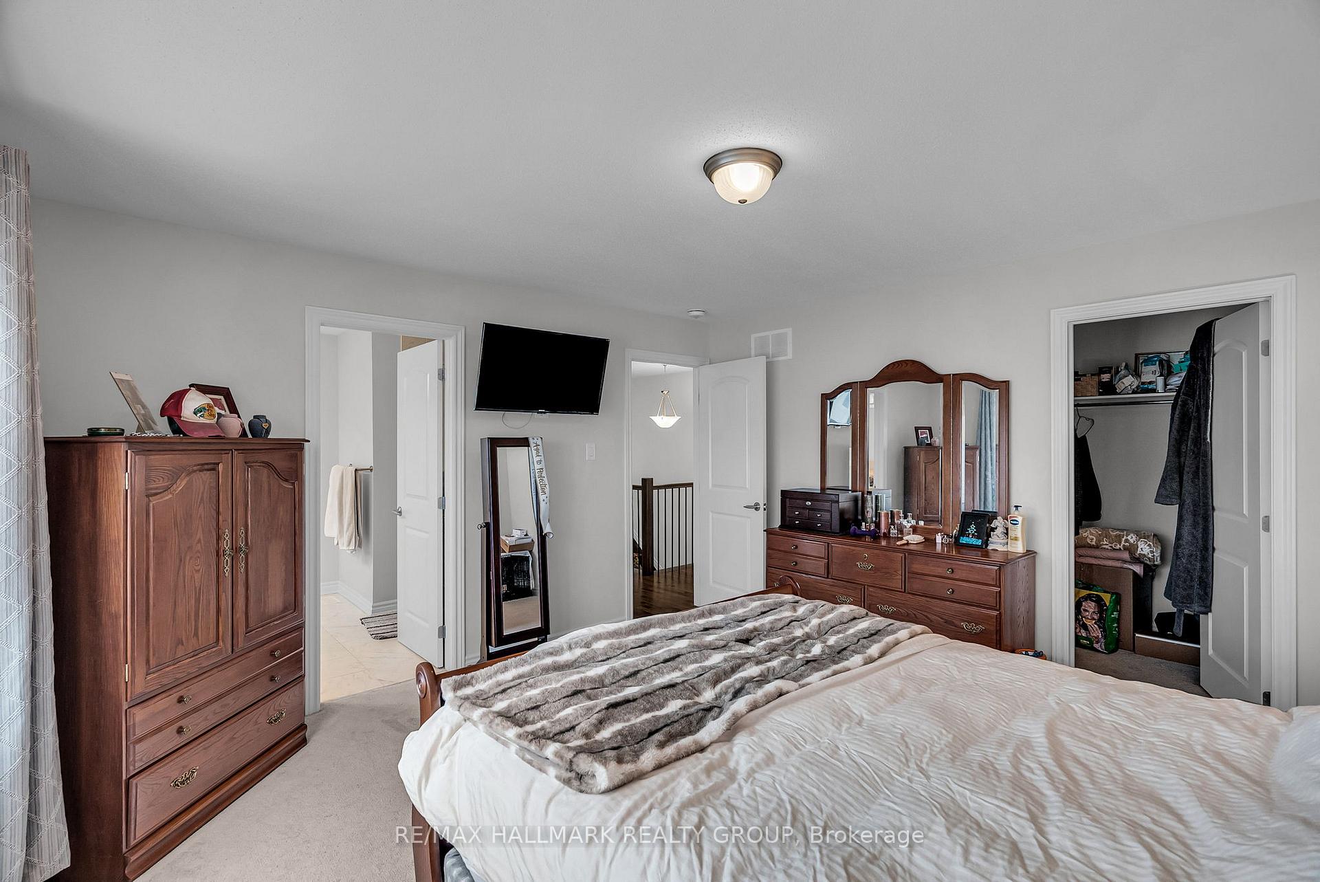 Photo 20 of 154 Aubrais Crescent, Ottawa, Chapel Hill South - Orleans Village — HOMEH