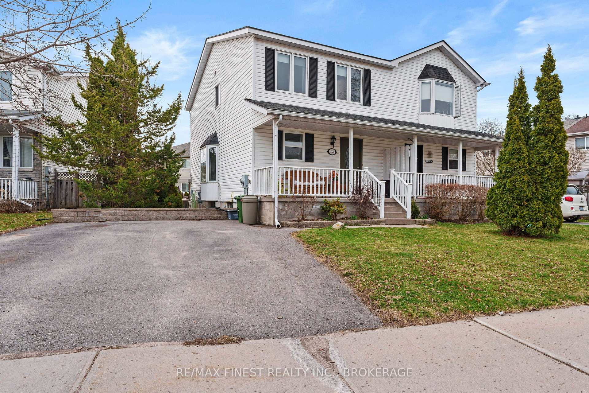Photo 2 of 1038 Springfield Drive, Kingston, City Southwest — HOMEH