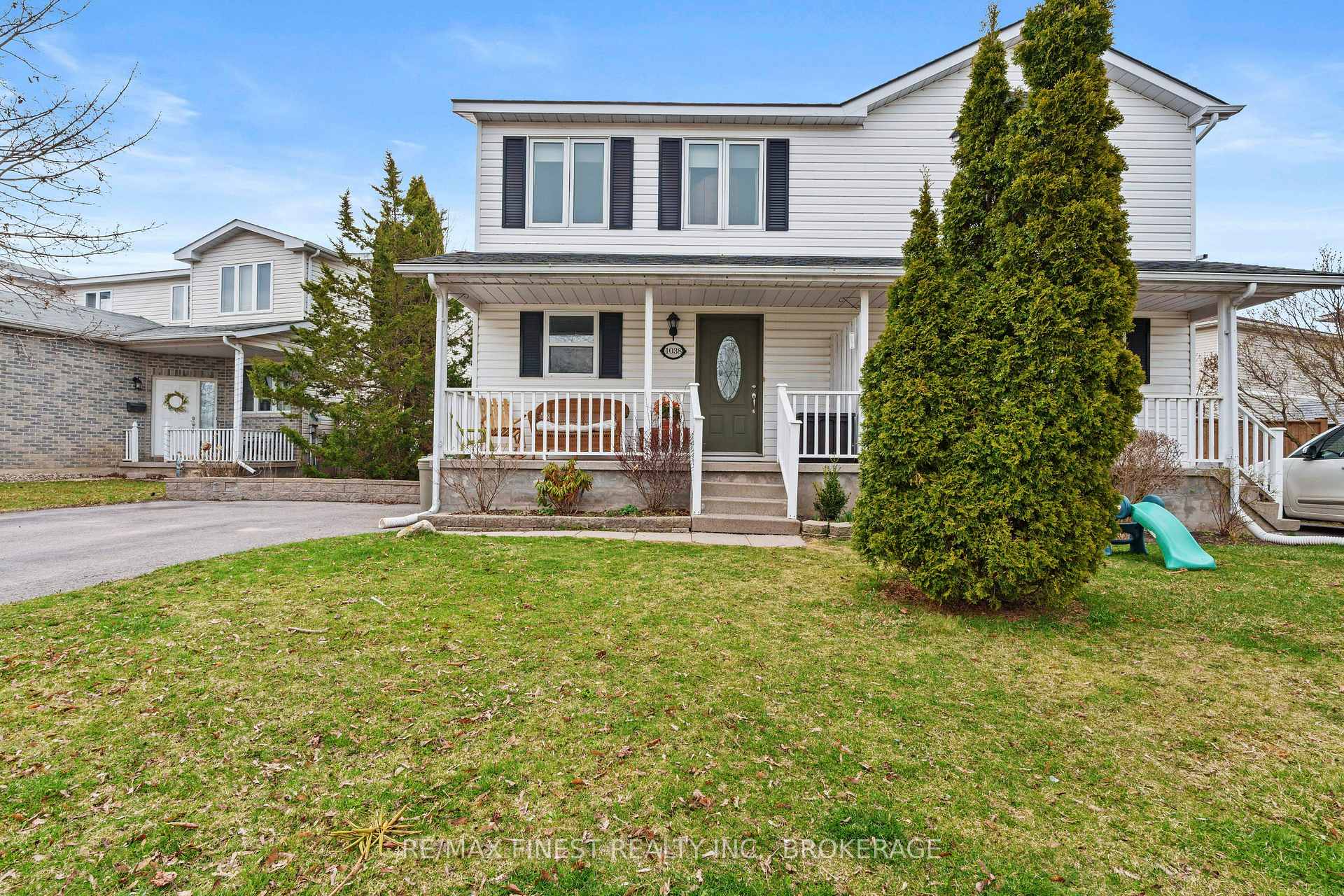 Photo 4 of 1038 Springfield Drive, Kingston, City Southwest — HOMEH